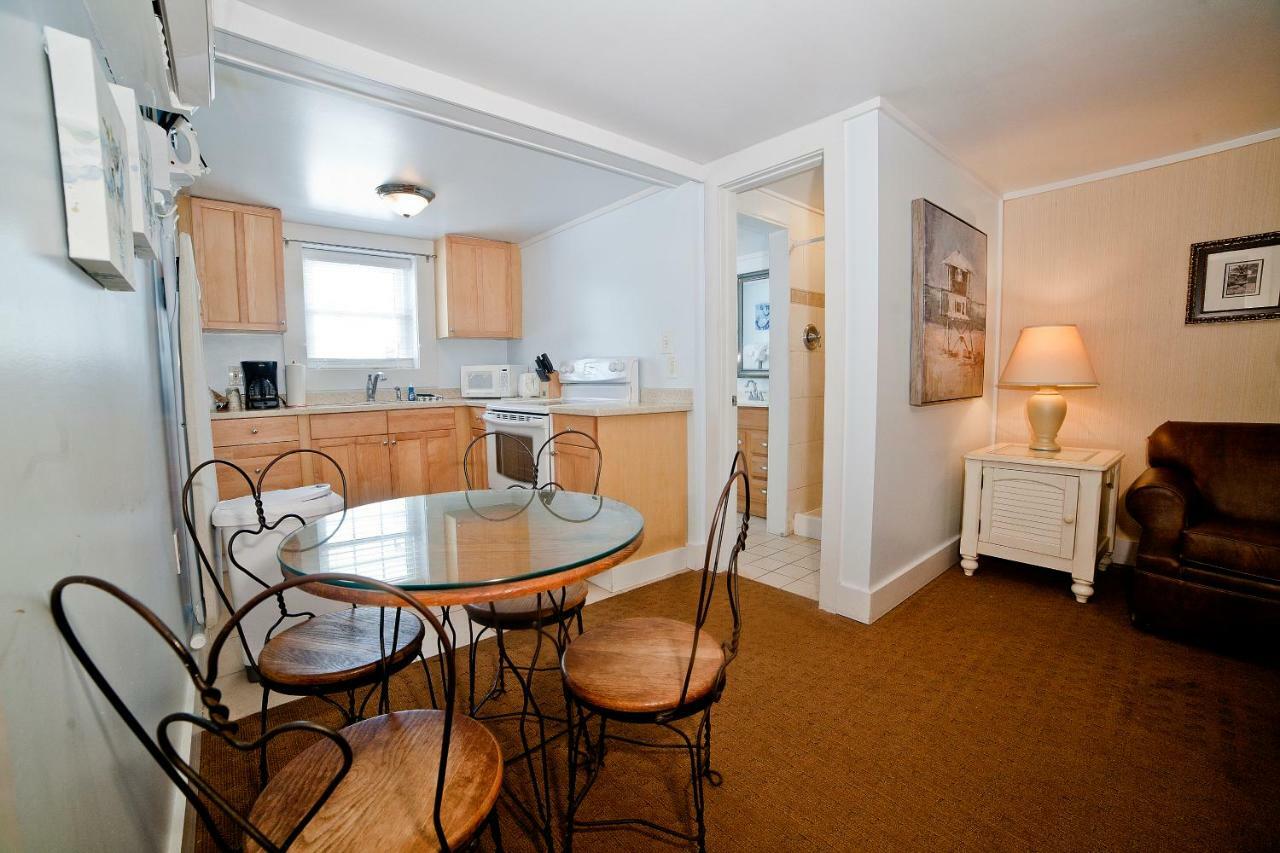 Georgianne Inn&Suites Tybee Island Esterno foto