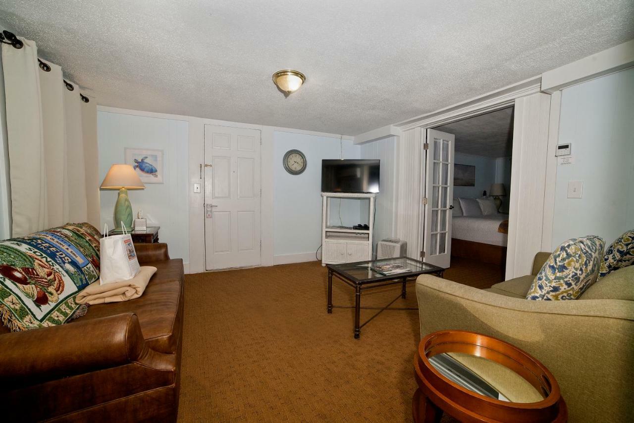 Georgianne Inn&Suites Tybee Island Esterno foto